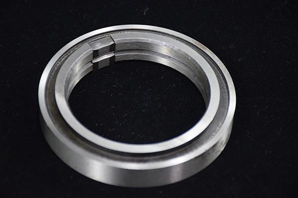 বৃত্তাকার উচ্চ নির্ভুলতা ঘূর্ণনশীল কাটিয়া ব্লেড পিভিসি প্রান্ত ব্লেড ঘূর্ণনশীল ব্লেড কাটিয়া মেশিন কাগজ পাইপ আঠালো টেপ কাটিয়া মেশিন ব্লেড 20